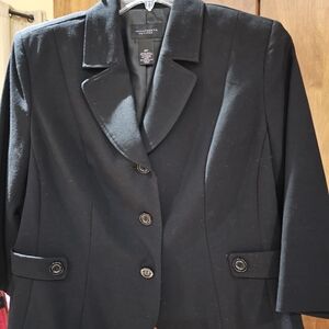 Investments PETITE Black Buttoned Blazer Size 16P